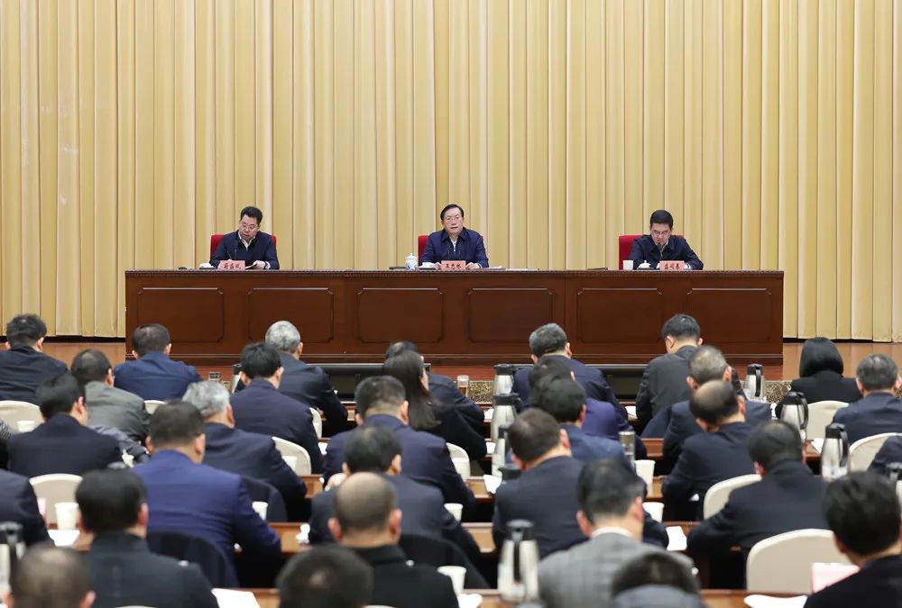 馬新強(qiáng)董事長參加全省國有企業(yè)改革深化提升行動(dòng)動(dòng)員部署暨工作推進(jìn)會(huì)并作交流發(fā)言